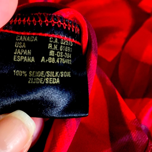 Escada 💯Silk Stunning Red Print Gorgeous Buttons ButtonDown ShirtMade InGermany